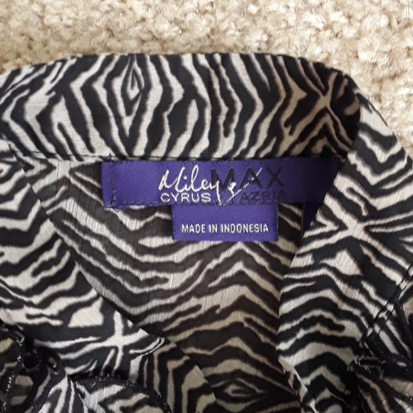 Miley Cyrus button down blouse - Picture 2 of 4